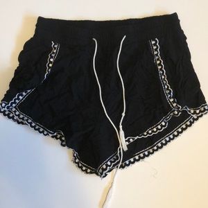 Baggy elastic high waisted shorts